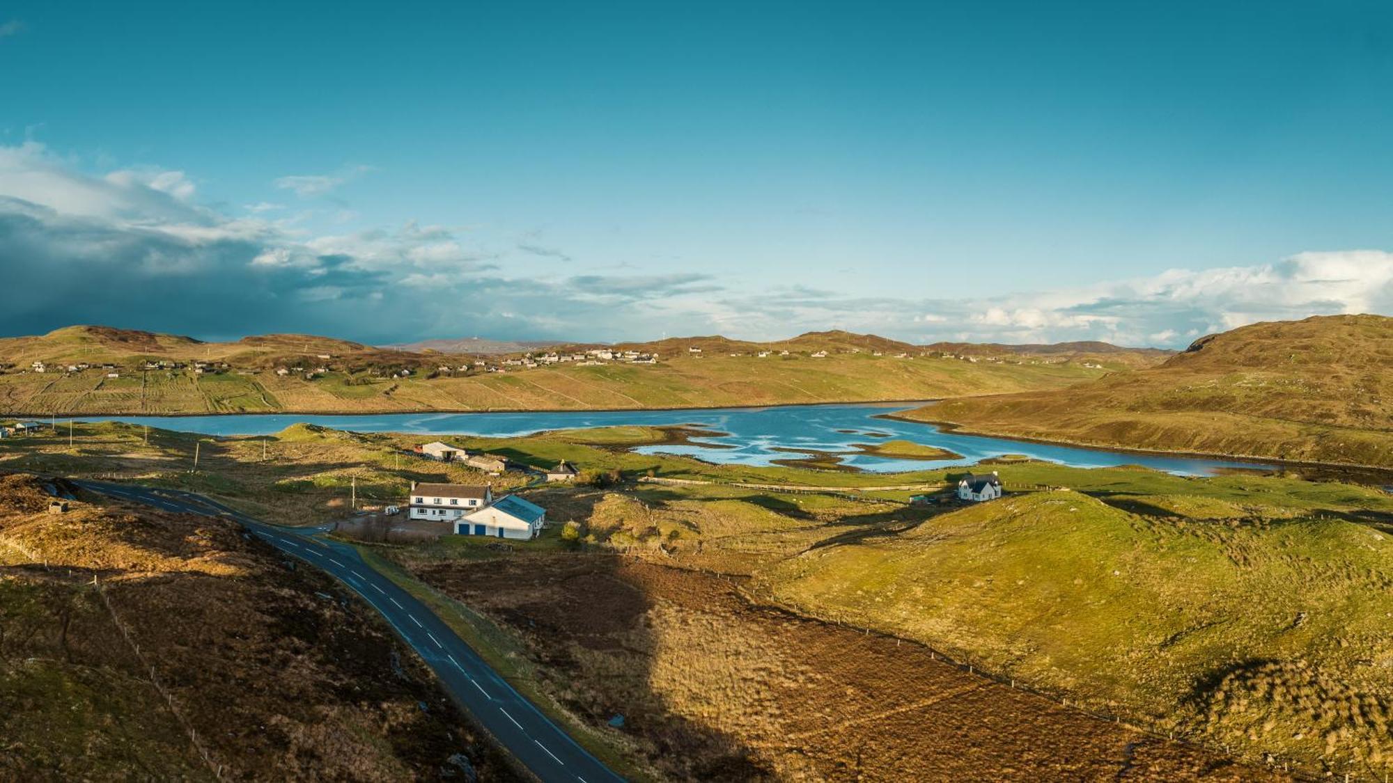 The Loch Erisort Hotel Balallan Exterior photo